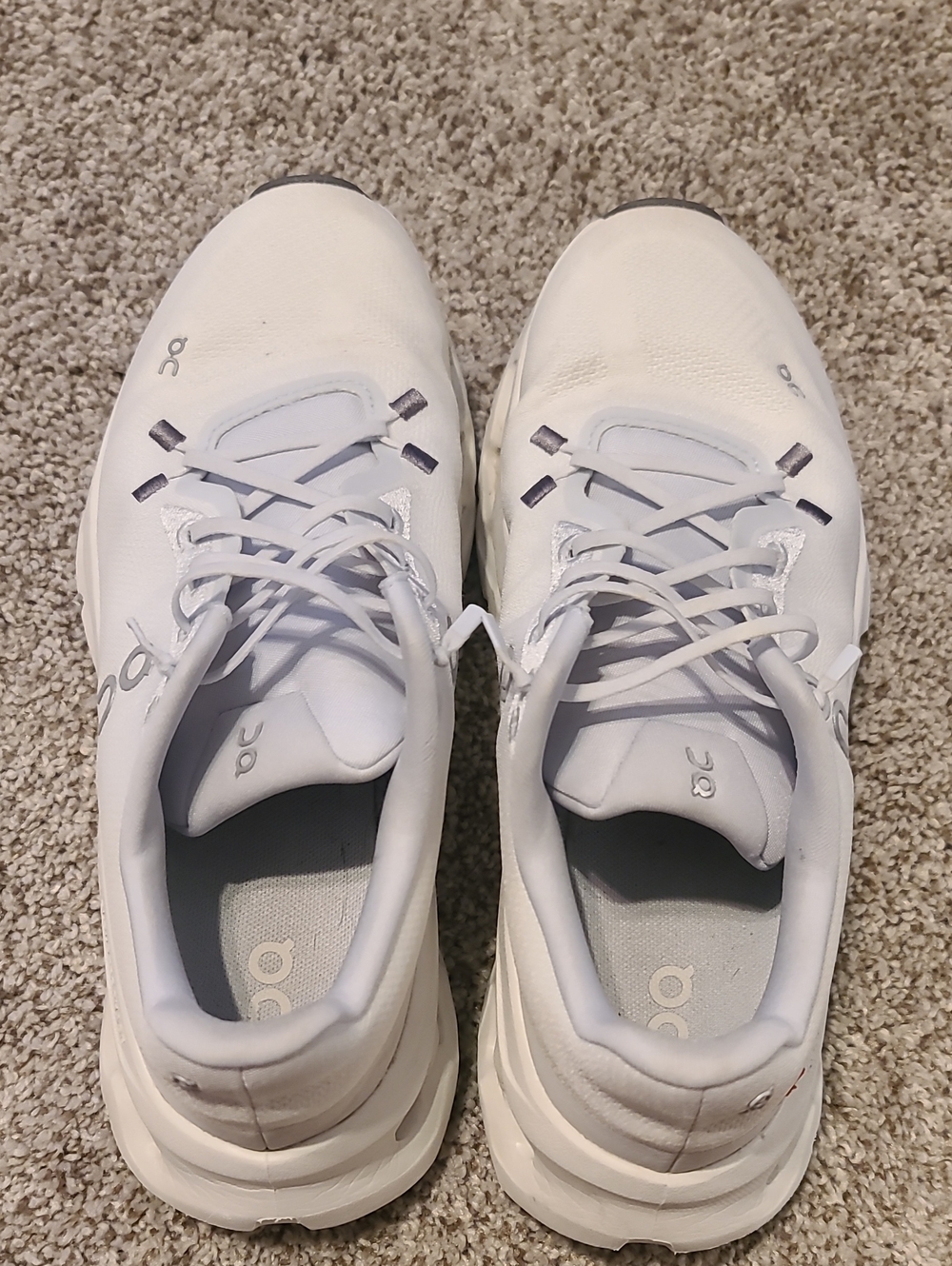 Women's 9, On Running Cloudtilt White/very Light Gray Athletic Running Shoes - Picture 3 of 9